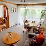 Allgaeuzeit Mit Hallenbad & Sauna & Kostenlosem Wlan